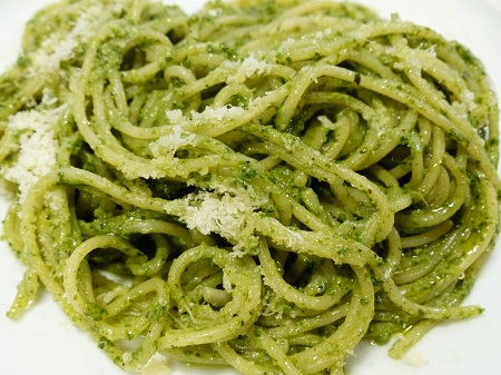Low Carb Nudeln mit Pesto