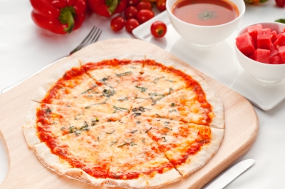 Pizzazutaten ohne Kohlenhydrate